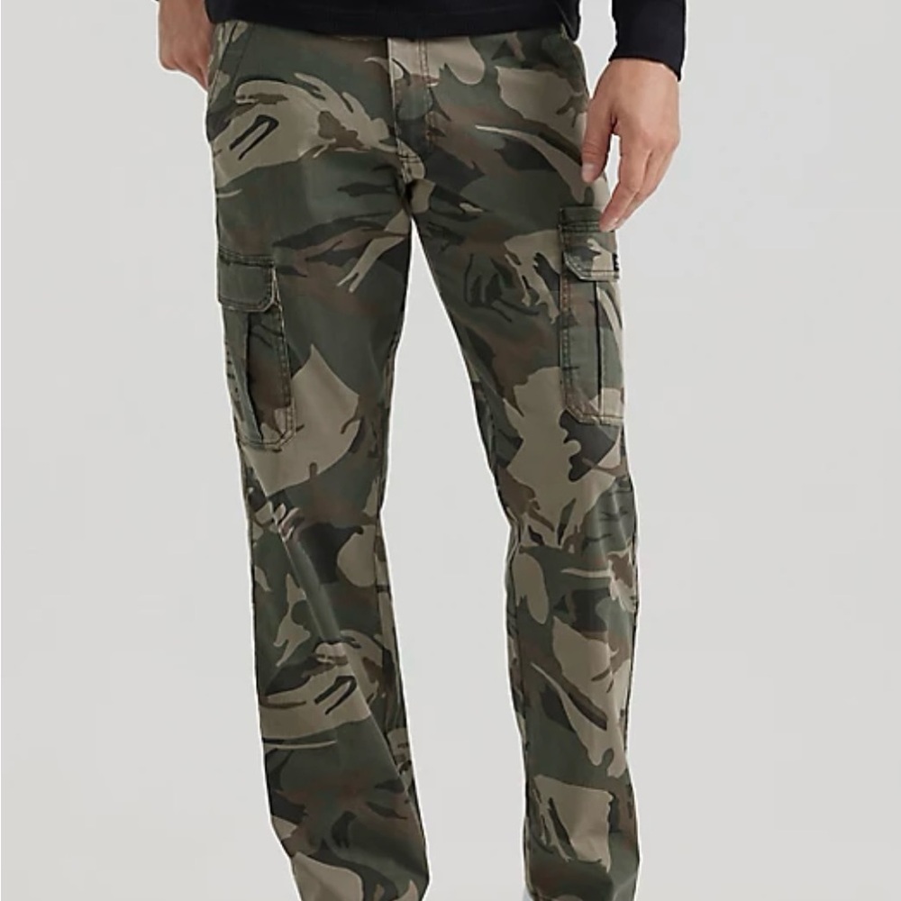Wrangler Men's Camouflage Cargo Pants